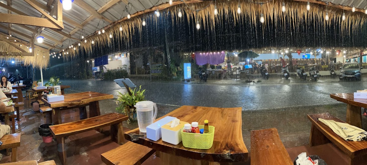 SONG PHI NONG ร้านอาหารสองพี่น้อง
