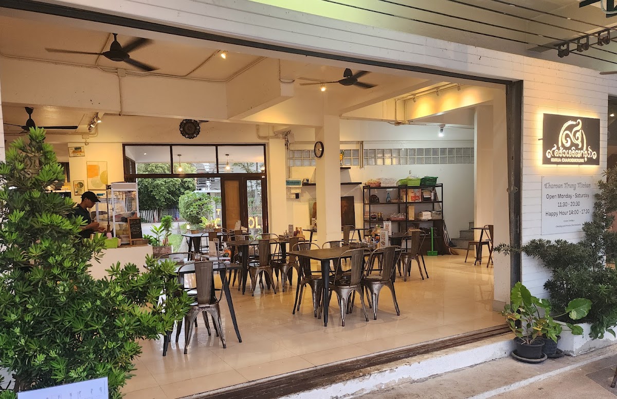 Charoen Krung Kitchen - Thai Street Food Restaurant Hua Hin